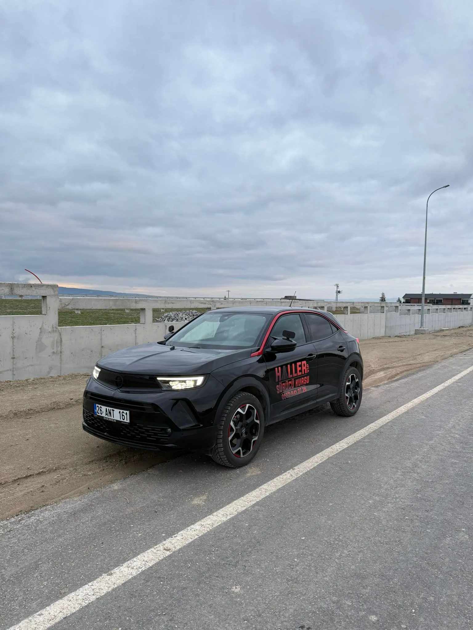 B Manuel Araba Ehliyeti görseli